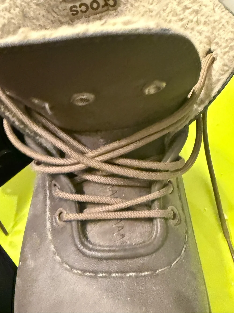Crocs Women’s 8 Brown Fleece Lined Lace Up Winter Ankle Boots